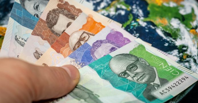 Solunion Colombia presenta el artículo "Importaciones y exportaciones una conexión clave para la economía"